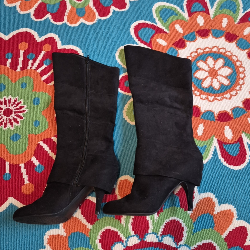 Elegant Black Women's Boots